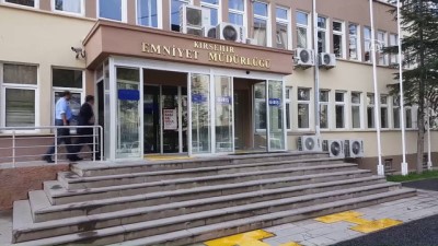 sahte kimlik - 'Mahrem imam' ve eşi hücre evinde yakalandı - KIRŞEHİR  Videosu