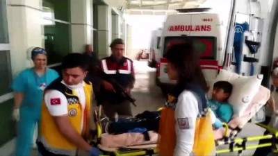 20 öğrenci hastaneye kaldırıldı - MANİSA 