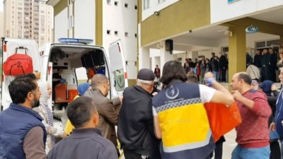 yasal duzenleme -  Polis memurunun okulda iki eğitimciyi vurma anı kamerada  Videosu