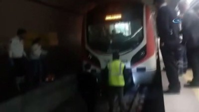  Marmaray'da intihar ettiği iddia edilen şahsın cesedi çıkarıldı 