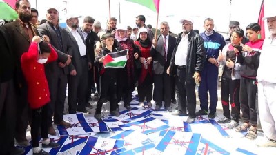 Filistinliler, İsrail bayrağını yaktı - GAZZE