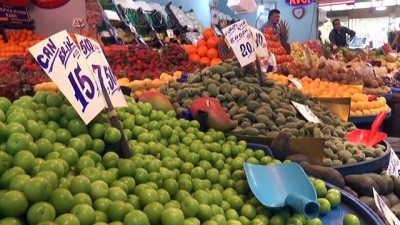 pazar esnafi -  Yaz meyveleri tezgahlardaki yerini aldı  Videosu