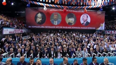 Cumhurbaşkanı Erdoğan, Üsküdar 6. Olağan Kongresi'nde konuştu - İSTANBUL