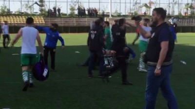  Rize’de Bölgesel Amatör Ligi maçında olaylar çıktı