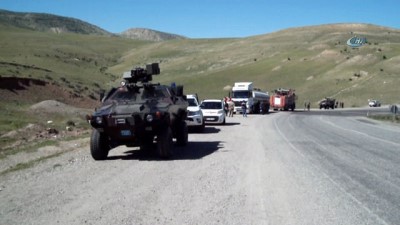 tir soforu -  Hasankeyf’te tır ile kamyonet çarpıştı: 3 yaralı  Videosu