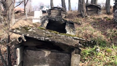 kabristan - Ahşap mezarların sırrı çözülemedi - TOKAT  Videosu