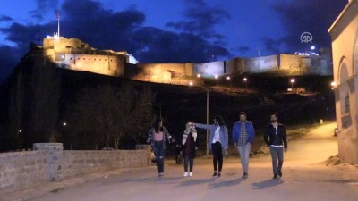tarihi mekan - 'Anadolu'nun kapısı' ışıl ışıl - KARS  Videosu