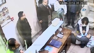 pazar gunu -  Fatih'te silahla otel basma anı kamerada  Videosu