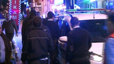 barlar sokagi -  Kadıköy barlar sokağında silahlı kavga: 2 yaralı  Videosu