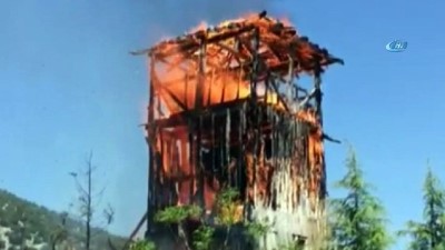 uttu -  Burdur Lisinia Doğa Parkı’nda yangın  Videosu