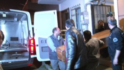 saglik ekibi -  Kocaeli'de dini nikahlı kocası tarafından oğlunun yanında vurulan kadın öldü  Videosu