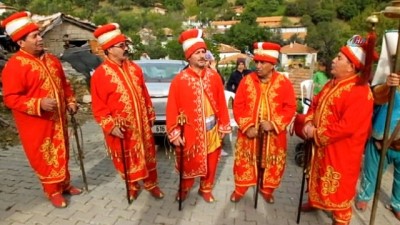 koy dugunu -  Köyde mehteranlı düğün Videosu