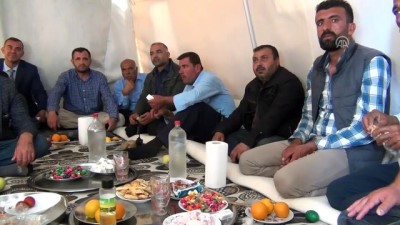 bayramlasma - Midyat’ta Ezidiler 'Kırmızı Çarşamba Bayramı'nı kutladı - MARDİN Videosu