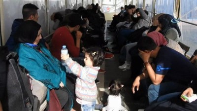 kacak gocmen -  Sakız adasına kaçmaya çalışan 47 göçmen sahil güvenlik ekipleri tarafından yakalandı  Videosu
