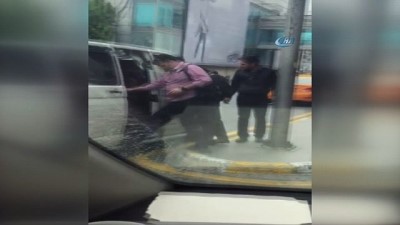 kirkoy -  Atatürk Havalimanı’nda UBER aracına saldırı kamerada  Videosu