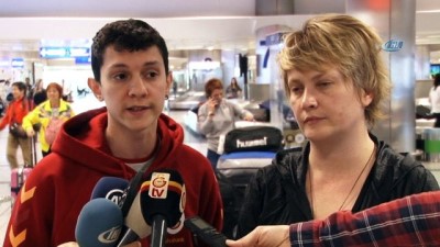 italyan - Eurocup şampiyonu Galatasaray yurda döndü  Videosu