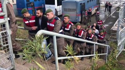 tutuklu sanik - Donanma Komutanlığı'ndaki darbe girişimi davası - KOCAELİ  Videosu