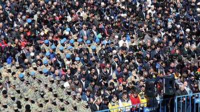 sehit yakinlari - Şehit UMKE görevlisini binlerce Erzurumlu uğurladı  Videosu