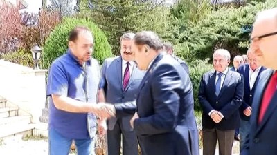karahisar -  Bakan Eroğlu: “Baskın seçim değil erken seçim”  Videosu