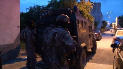  Silah kaçakçılarına şafak baskını: 15 gözaltı 
