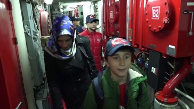 gemi personeli - Çocuklar sahil güvenlik gemisiyle deniz yolculuğuna çıktı - SAMSUN Videosu