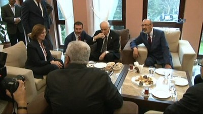  MHP Lideri Bahçeli partisinin üyeleri ile bir araya geldi 