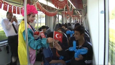 guzergah -  23 Nisan trenini minik vatman kullandı  Videosu