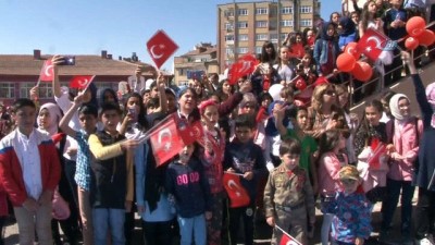23 nisan kutlamalari -  Elazığ, Bingöl ve Tunceli'de 23 Nisan Coşkuyla kutlandı  Videosu
