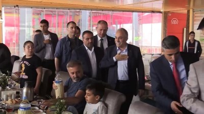 milletvekilligi - Fakıbaba: 'Halkımız bir an önce sayın Cumhurbaşkanımızı yeni sistemin başında görmek istiyor' - ŞANLIURFA  Videosu