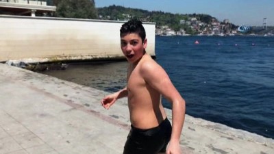 gunesli hava -  Nisan ayında denize girdiler  Videosu