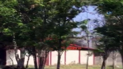 yukselen -  Şanlıurfa’da bir depo alev alev yandı  Videosu