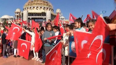 pkk - Taksim’deki 23 Nisan törenlerinde CHP'li Sezgin Tanrıkulu'na tepki  Videosu