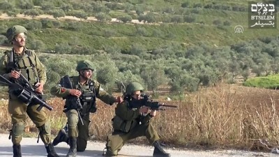 Filistinli göstericiyi plastik mermiyle vuran İsrail askerinden sevinç çığlığı - NABLUS