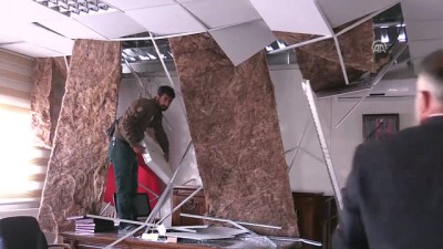 depremzede - Samsat'ta deprem (7) - Samsat Kaymakamlık binasındaki hasar - ADIYAMAN  Videosu