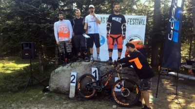 Downhill bisikletçileri Uludağ’da buluştu