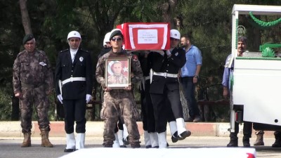 Mardin'de yüksekten düşerek şehit olan polis için tören