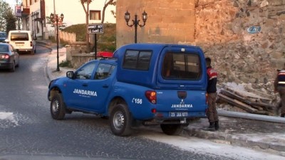 bulduk -  - Yer Harput: Taşı çektiler binlerce madeni para döküldü  Videosu