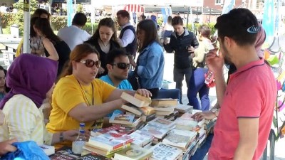 festival -  Bu festivale giriş parayla değil kitapla  Videosu