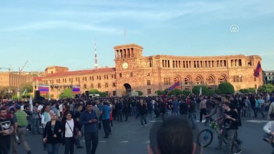 riva - Ermenistan’daki protesto gösterileri - ERİVAN Videosu