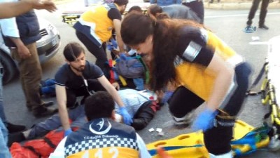  Kazada yaralanan şahıs ağrıyla nedeniyle yerinde duramayınca sağlık ekipleri seferber oldu 