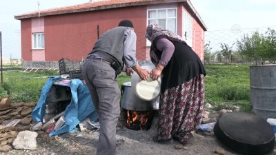 sut urunleri - Yarım asırlık çiftin zorlu yoğurt mesaisi - AKSARAY  Videosu