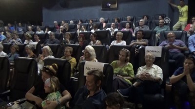 belgesel - Bodrum'da 'İki Yaka Yarım Aşk' filmin gösterimi - MUĞLA Videosu