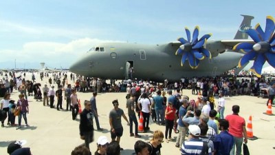 otorite -  Eurasia Airshow'da Türk Yıldızları'ndan muhteşem gösteri Videosu