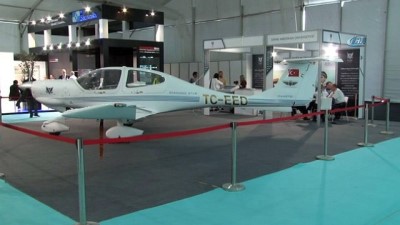 jet yakiti -  GAÜ, Eurasia Airshow’a yeni nesil eğitim uçağı DA40 ile katıldı  Videosu