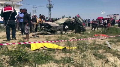 ticari arac - Konya'da trafik kazası: 4 ölü, 2 yaralı  Videosu