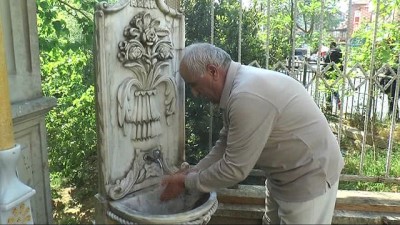  Mermere nakış gibi işlediği şadırvanı Taksim Camii'ne bağışlıyor 