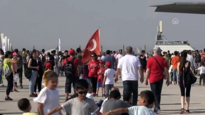 havacilik fuari - Eurasia Airshow, Türk Yıldızları'nın gösterisiyle sona erdi - ANTALYA Videosu