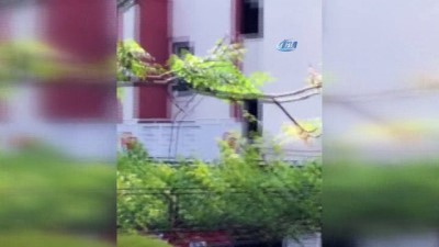 mahsur kaldi -  Yangında mahsur kalan 9 yaşındaki çocuğu itfaiye kurtardı  Videosu