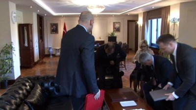  Başbakan Yardımcısı Çavuşoğlu, Pandeli Majko ile görüştü 