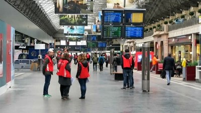guzergah -  - Fransa’da 3 Ay Sürmesi Beklenen Grevler Başladı  Videosu